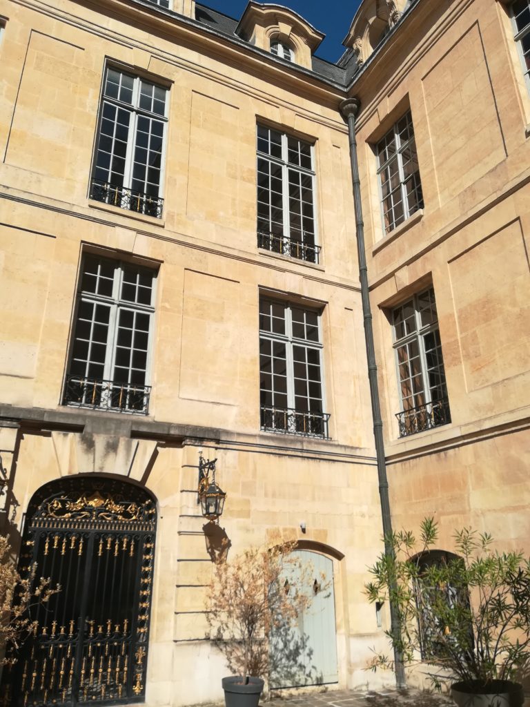 Hôtel de Lauzun, Quai d'Anjou